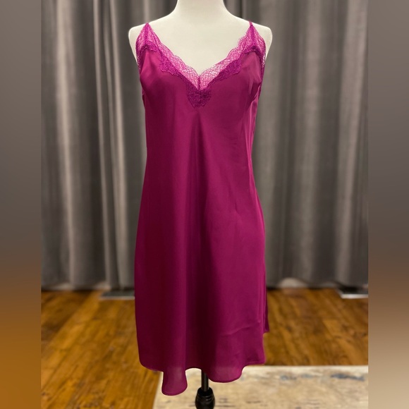 Satin Victoria’s Secret slip dress chemise nightie - Picture 1 of 9